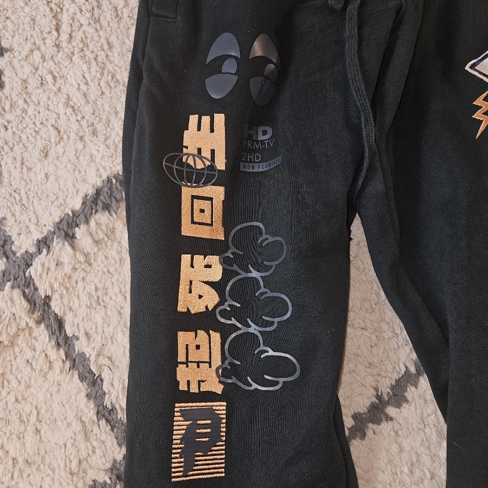 Primitive Skateboard Street Brand Embroidered Joggers Small - Picture 4 of 9